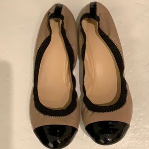 COLE HAAN FLATS SIZE 11B LIKE NEW WORN ONCE